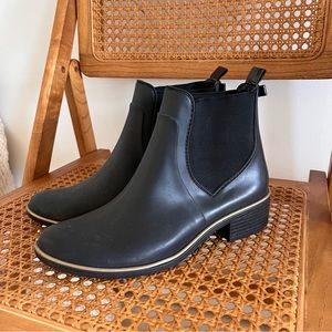 Kate Spade rain boots